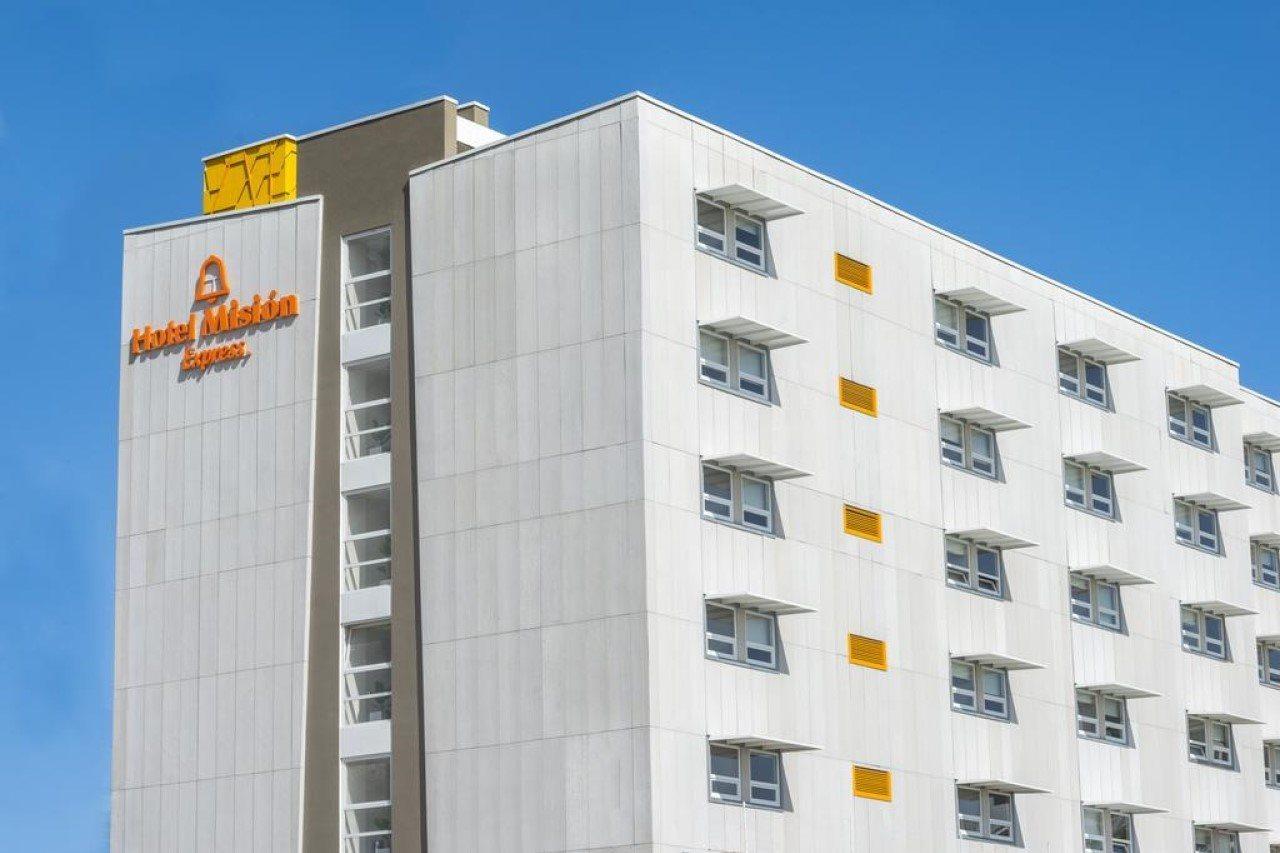 Mision Express Queretaro Hotel Екстериор снимка