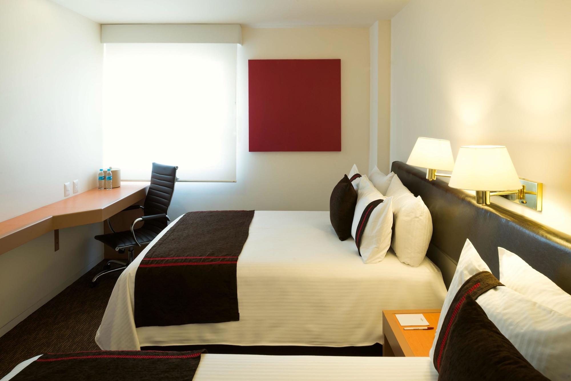 Mision Express Queretaro Hotel Екстериор снимка