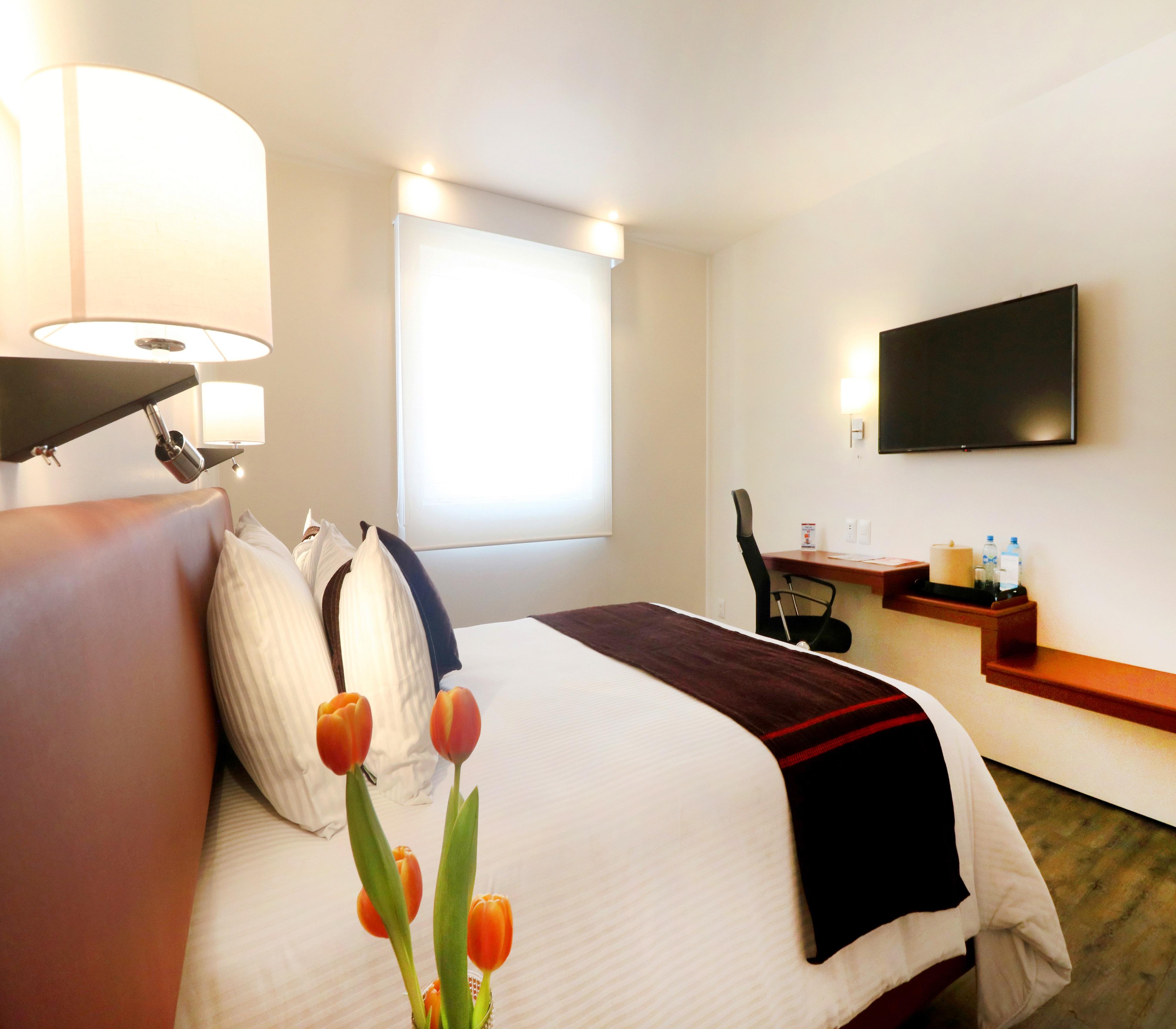 Mision Express Queretaro Hotel Екстериор снимка